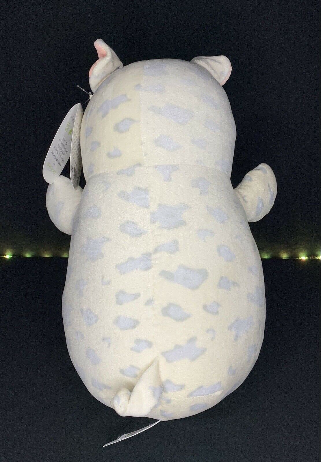 Squishmallow 14β Reese the Pig Hug Mees SPRING 2021 NWT | Sweet Magnolia Charms.