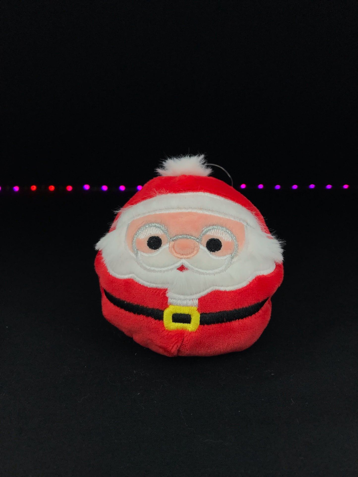 Squishmallow 3.5” Nick the Santa Clip