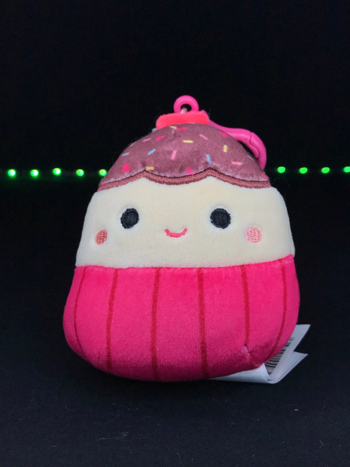 Squishmallow 3.5” Elpha the Cupcake Clip