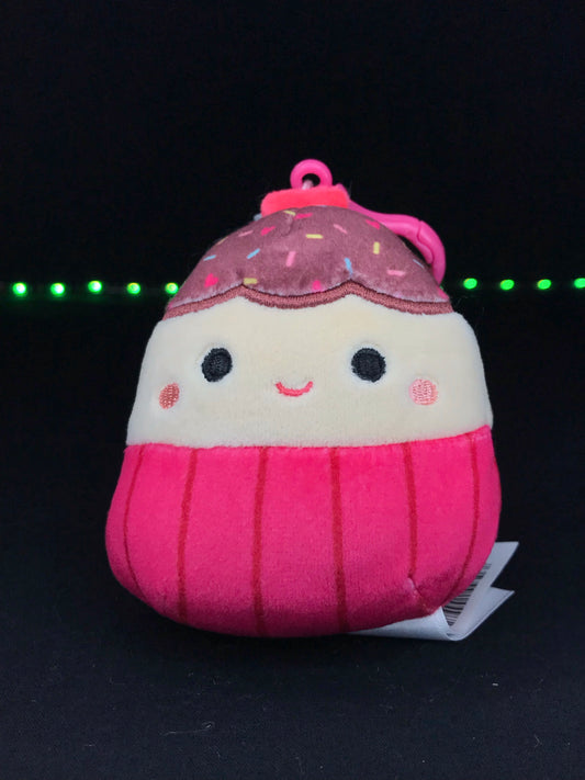 Squishmallow 3.5” Elpha the Cupcake Clip