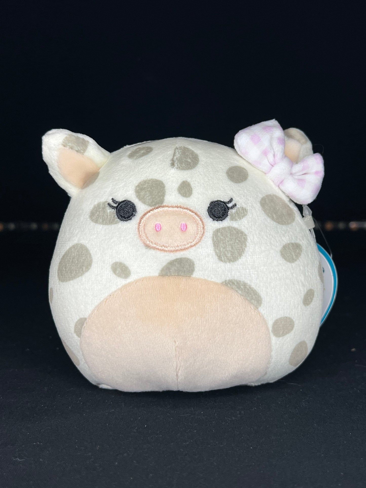 Squishmallow 4.5” Rosie the Pig.