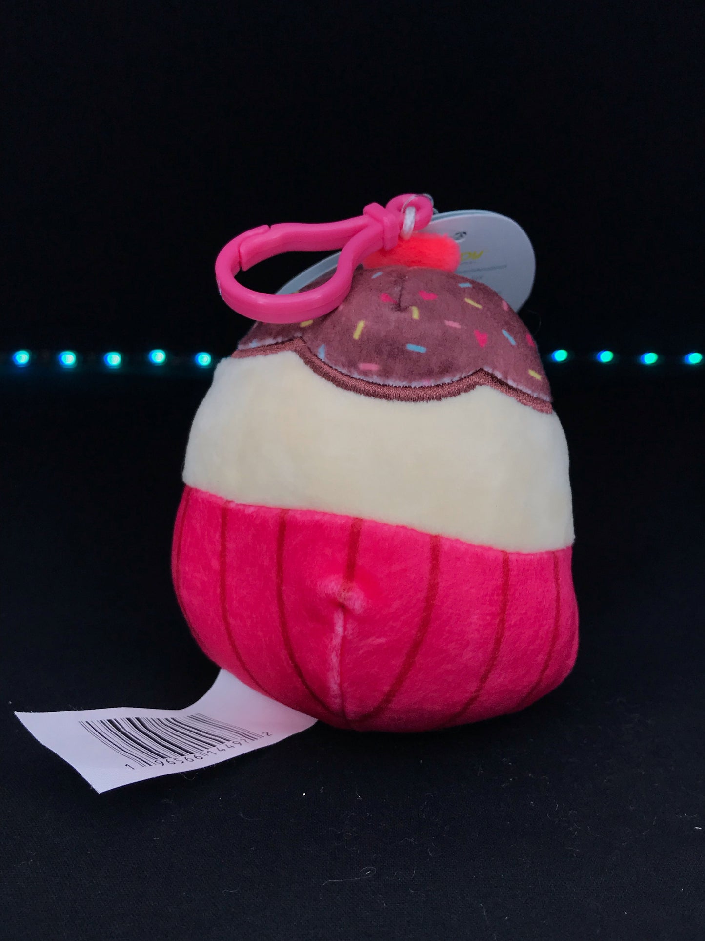 Squishmallow 3.5” Elpha the Cupcake Clip