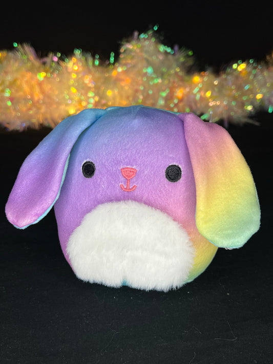 Squishmallow 5” Dayna the Bunny Plush Sweet Magnolia Charms