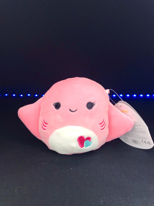 Squishmallow 4” Sexa the Stingray